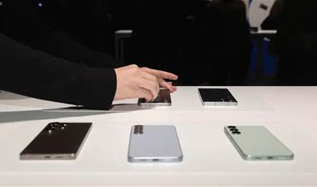 سامسونغ تُحدث انقلابًا.. «Galaxy S26» بمعالج فائق القوة