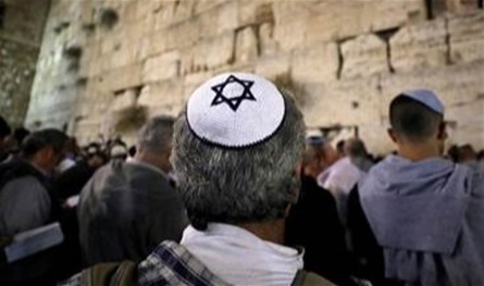 &quot;يمكنك ترحيل الجميع.. إلا اليهود&quot;