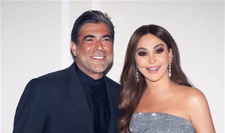 فيديو ينتشر.. إليسا تقبل وائل كفوري: &quot;حياة قلبي&quot;