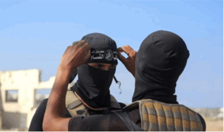 الجماعات المسلحة تتقاتل مع حماس في غزة