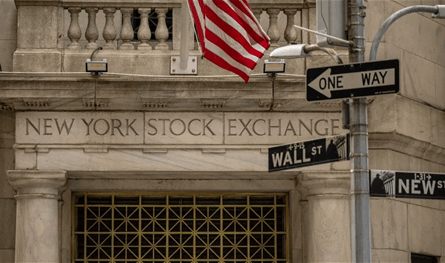 الأسهم الأميركية عند مستويات قياسية بدفع من كبار التكنولوجيا