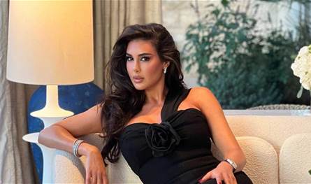 بالصور.. ياسمين صبري تتألق بإطلالة رياضية أثناء ممارسة اليوغا في الجيم