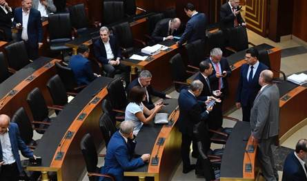 المقاطعون كسبوا تعطيل جلسة التشريع ولم يربحوا تعديل قانون الانتخاب