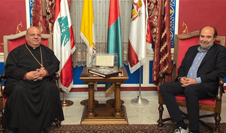 المطران إبراهيم استقبل عقيص لبحث الأوضاع العامة