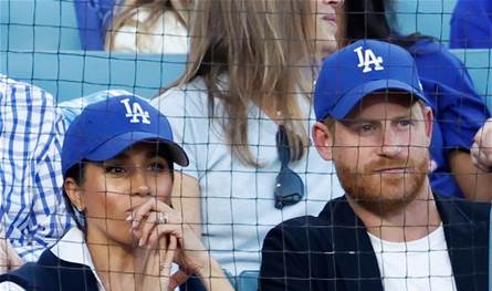 بالفيديو... إطلالة مفاجئة للأمير هاري وزوجته ميغان خلال بطولة رياضيّة!