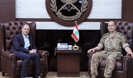 هيكل التقى الجميل ونمّور ووفد جمعية جوقة الشرف الفرنسية