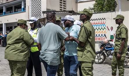 في تنزانيا.. احتجاجات عنيفة وحظر تجول في دار السلام يوم الانتخابات