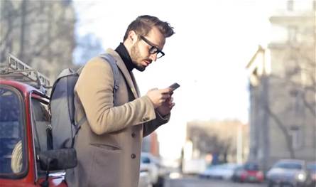 &quot;صرنا أقل صبرًا&quot;.. هل أصبحنا أسرى السرعة في زمن التكنولوجيا؟