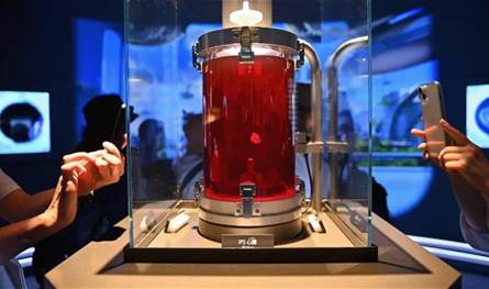 قلب من خلاياك.. اليابان تقترب من زراعة أول قلب &quot;ذاتي المنشأ&quot;