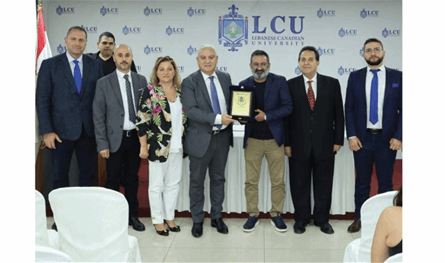 تكريم جورج خباز.. فنان ملتزم وخادم للإنسانية والوطن