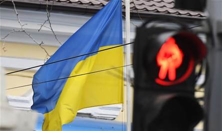 برلماني أوكراني: البلاد تتجه نحو الانهيار وواشنطن انسحبت فعليًا من الصراع