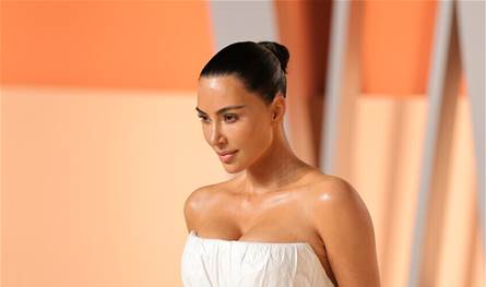 بعد تصريحها بشأن الهبوط على القمر.. رئيس الـ&quot;ناسا&quot; يُهاجم كيم كارداشيان