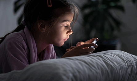 حين يتحول الطموح إلى عبء.. عن جيلٍ يلهث خلف الكمال 