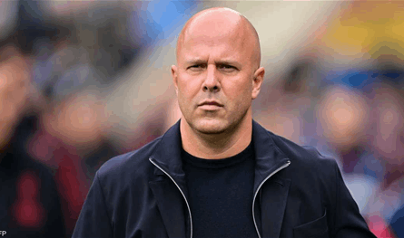 سلوت يوجه رسالة خاصة لصلاح