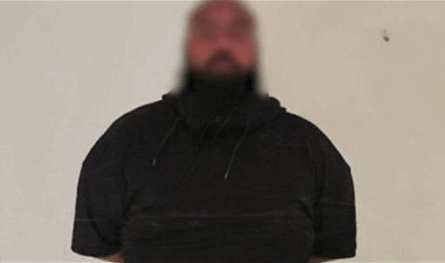 بلوغر يمثل أمام القضاء