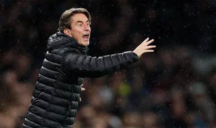 بعد الخسارة أمام تشلسي.. فرانك يبرّد غضب جماهير توتنهام