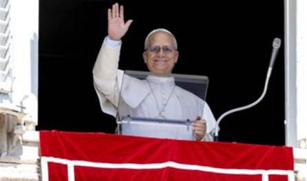 البابا يدعو لوقف فوري لإطلاق النار في السودان وفتح ممرات إنسانية