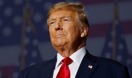 &quot;إنهم يقتلون المسيحيين بأعداد كبيرة جدا&quot;.. ترامب يُهدد بتنفيذ ضربات جوية في نيجيريا