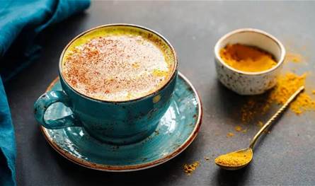 ترند جديد في عالم القهوة.. هل جربتم قهوة الكركم؟