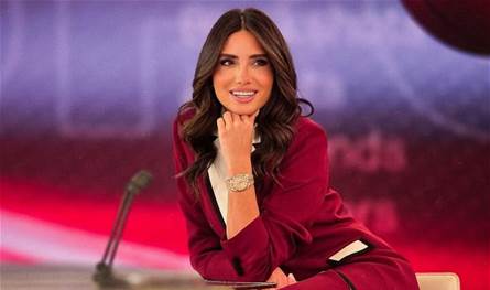 بأجواء مميزة.. مذيعة أخبار الـ MTV تحتفل بعيد ميلادها الـ 29 (صور)