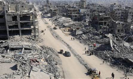 بحثا عن جثث رهائن.. دخول عناصر من حماس مناطق تحت سيطرة الجيش الإسرائيلي في غزة