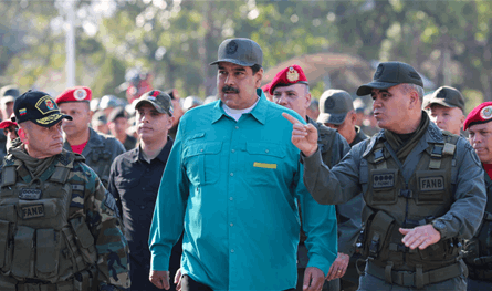 ما هي الأسلحة التي تمتلكها فنزويلا لمُواجهة التهديد الأميركيّ؟