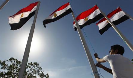 القاهرة تشدد الرقابة.. 4 مسؤولين يواجهون إجراءات تأديبية