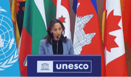 السفيرة درويش: السلام العادل ركيزة نجاح المشاريع التعليمية والثقافية