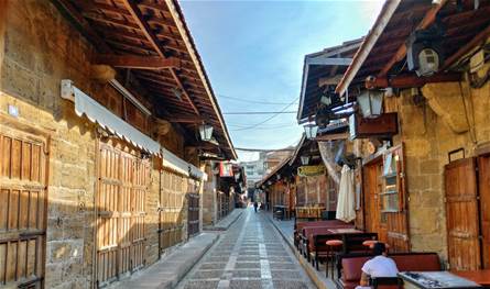 الأسواق القديمة بلا سيارات نهاية كل أسبوع.. مبادرة فريدة من بلدية لبنانية