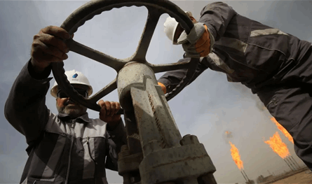 العراق يوقف استيراد البنزين والديزل