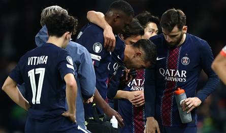 حكيمي يغيب 8 أسابيع .. رعب في بي إس جي