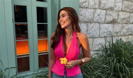 لين برنجكجي بصورة عفوية من دون ماكياج