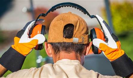 الأصوات العالية ترتبط بمرض عصبي لا علاج له.. العلماء يشرحون