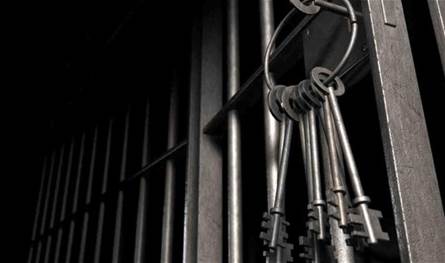 أحدهما عربي.. إطلاق سراح سجينين بالخطأ في لندن 