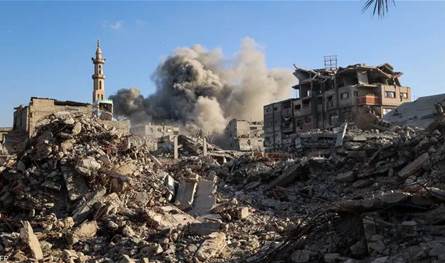 الغارات الاسرائيلية مستمرة على قطاع غزة.. وعمليات نسف شرقي مدينة غزة