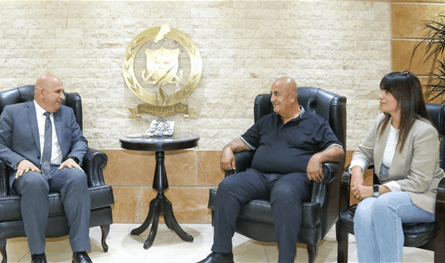 خريش بحث ورئيس بلدية العيشية في دعم مراكز الدفاع المدني