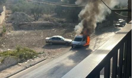 بالصور: غارة إسرائيلية من مسيّرة تستهدف سيارة بصاروخين في بنت جبيل