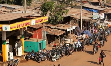 ثلاثة مصريون رهائن في مالي.. والمطلوب فدية مالية