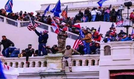 بعد تحريف خطاب ترامب.. استقالة مدير عام &quot;بي بي سي&quot; ومديرة الأخبار