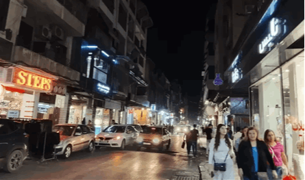 بعد تقييد ساعات عمل المتاجر والمنشآت في دمشق.. تراجع في إيرادات السياحة وامتعاض