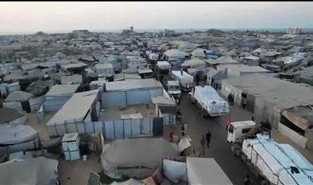 يضم أكثر من 400 خيمة.. مخيم جديد في مصر لايواء 100 ألف أسرة فلسطينية