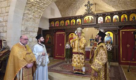 رعية الشويفات للروم الأرثوذكس احتفلت بعيد رؤساء الملائكة وتكريس جرس الكنيسة الجديد