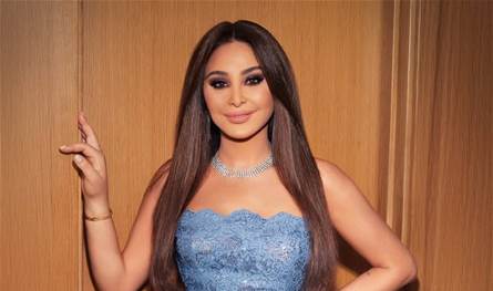 لم تعد تستطيع الوقوف.. إليسا تقلق الجمهور على صحتها شاهدوا ماذا حصل معها في دبي (فيديو)