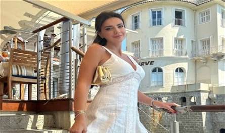 بالصور... ملكة جمال لبنان السابقة تستعرض الأيّام الأخيرة من حملها