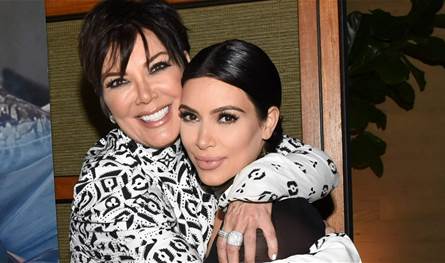 الشرطة تقتحم حفل عيد ميلاد والدة كيم كارداشيان.. ماذا حدث؟