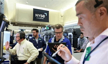 &quot;وول ستريت&quot; تبدأ الأسبوع على ارتفاع بدعم من آمال إنهاء الإغلاق الحكومي