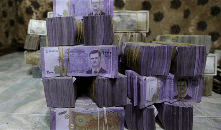 بعد 50 عامًا.. الليرة السورية لأول مرة من دون صور &quot;آل الأسد&quot;