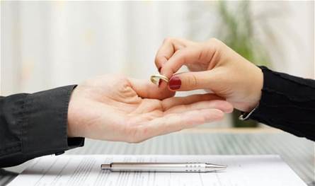 بعد انفصاله رسميًا عن زوجته... فنان شهير يحسم الجدل وهذا ما قاله (صورة)