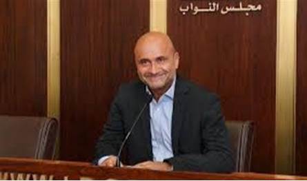 أبي رميا يطالب بعقد جلسة نيابية عاجلة لمناقشة ملف النازحين السوريين