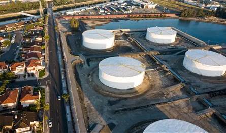 بفعل مخاوف زيادة المعروض وارتفاع المخزونات الأميركية.. النفط يواصل خسائره